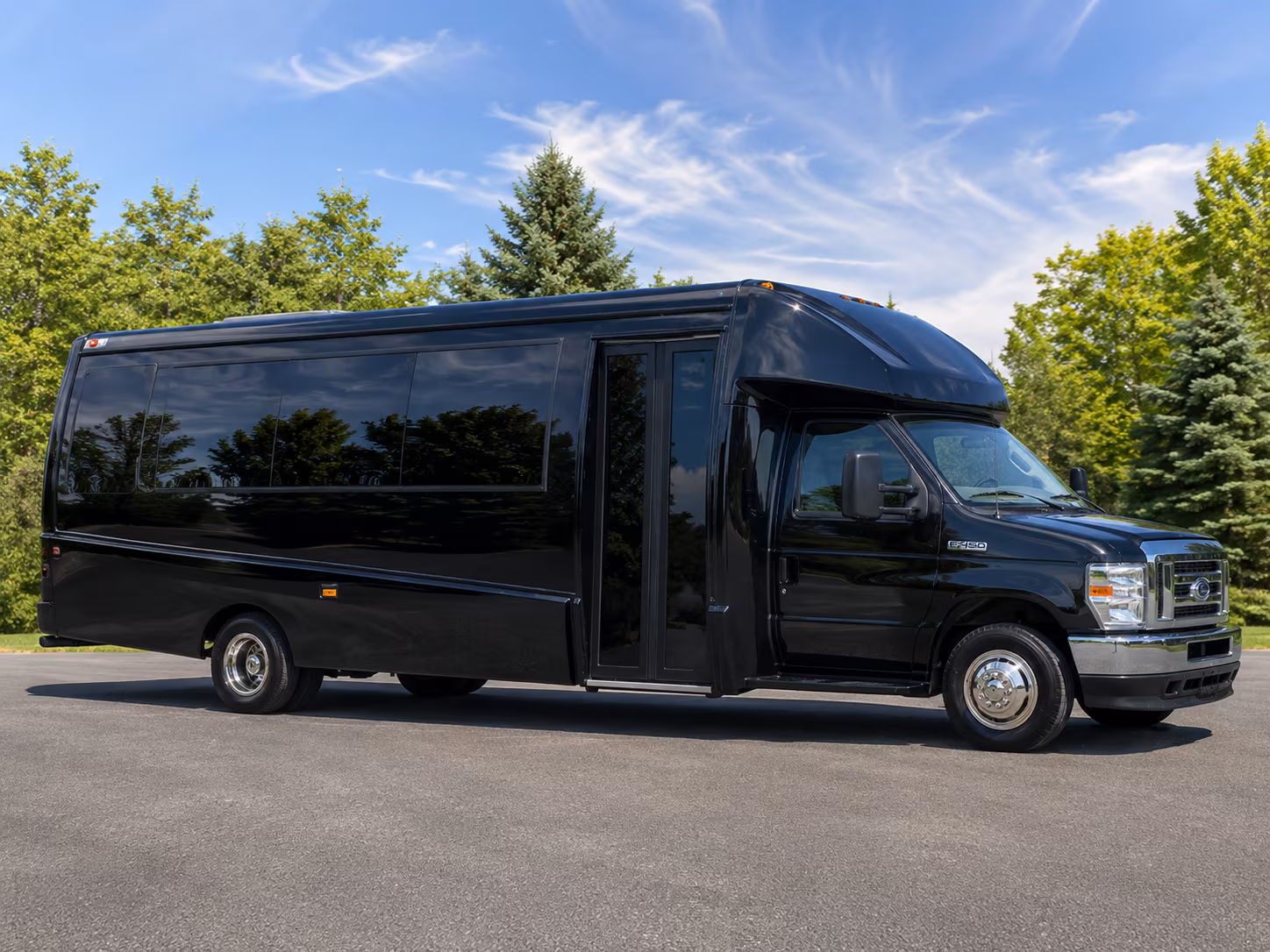 buses for day trips to mystic seaport and mystic aquarium from hartford schools