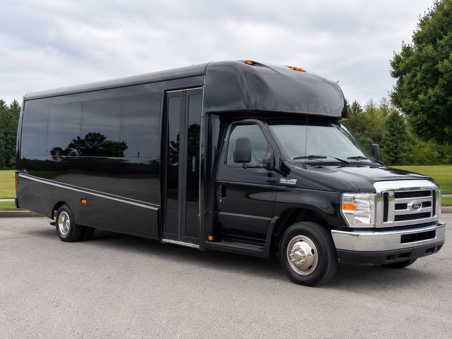buses for hartford area nature and outdoor education field trips