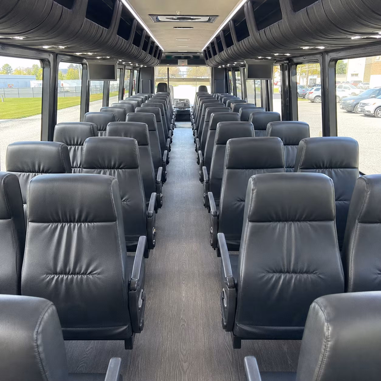 charter buses for hartford wedding venues along the connecticut river valley