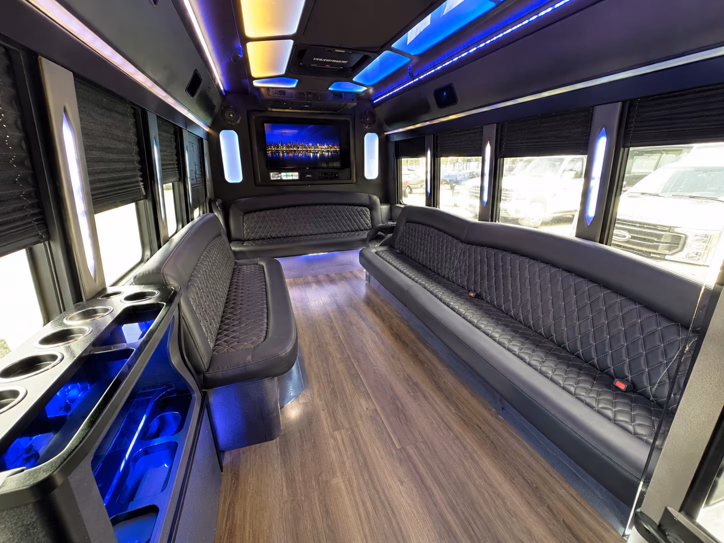 party bus rentals for hartford area proms that keep the night rolling