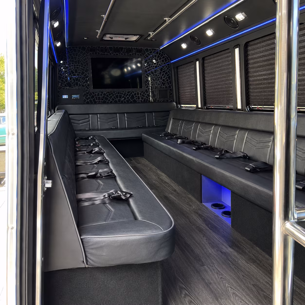 party buses for wine tours through connecticut s litchfield hills