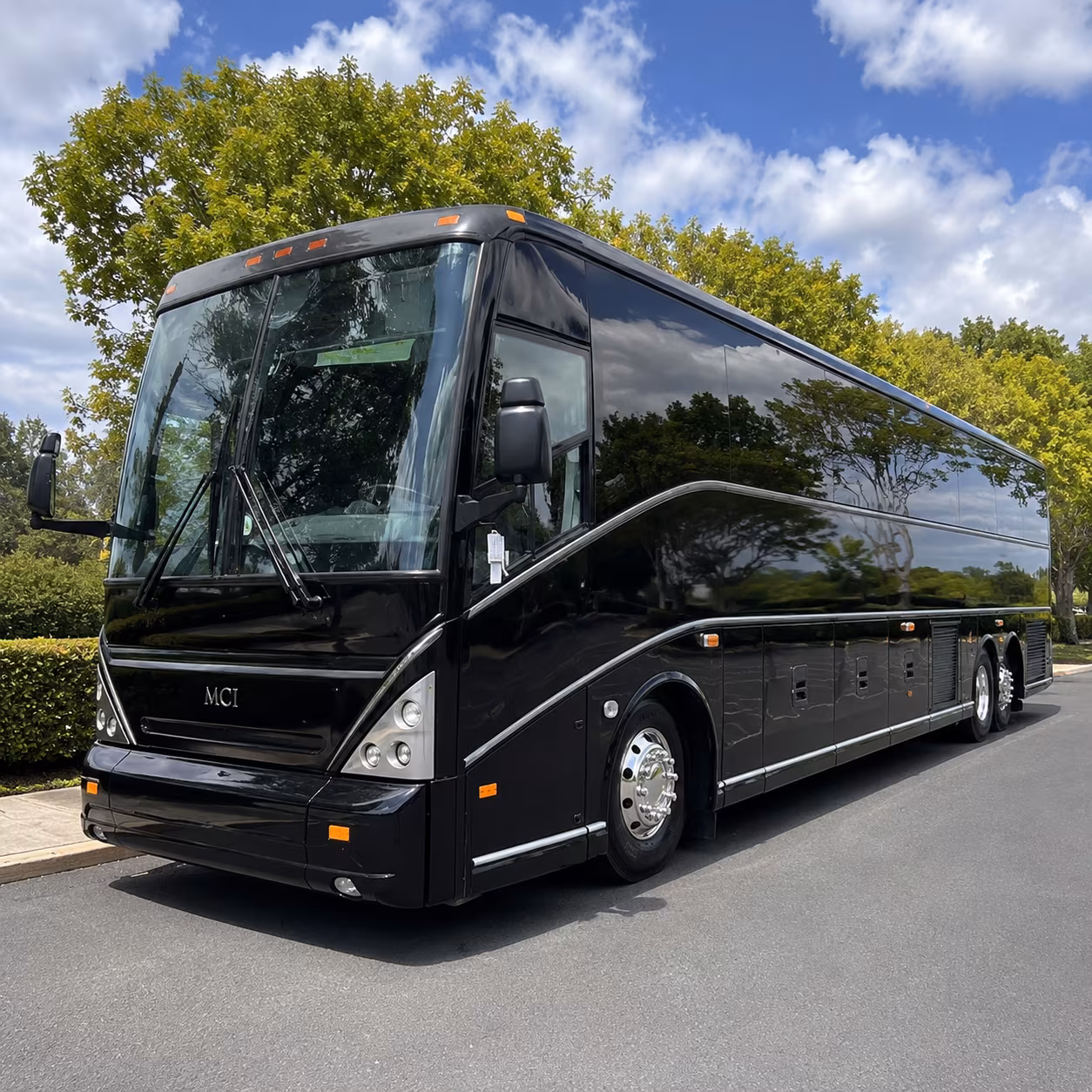 university and campus employee transportation in hartford